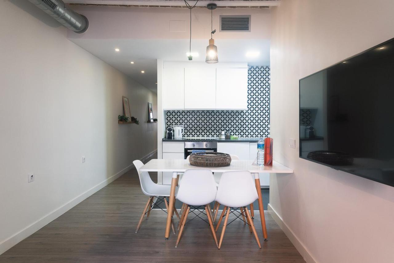 Modern Catalan Apartments By Olala Homes L’Hospitalet de Llobregat Exterior foto