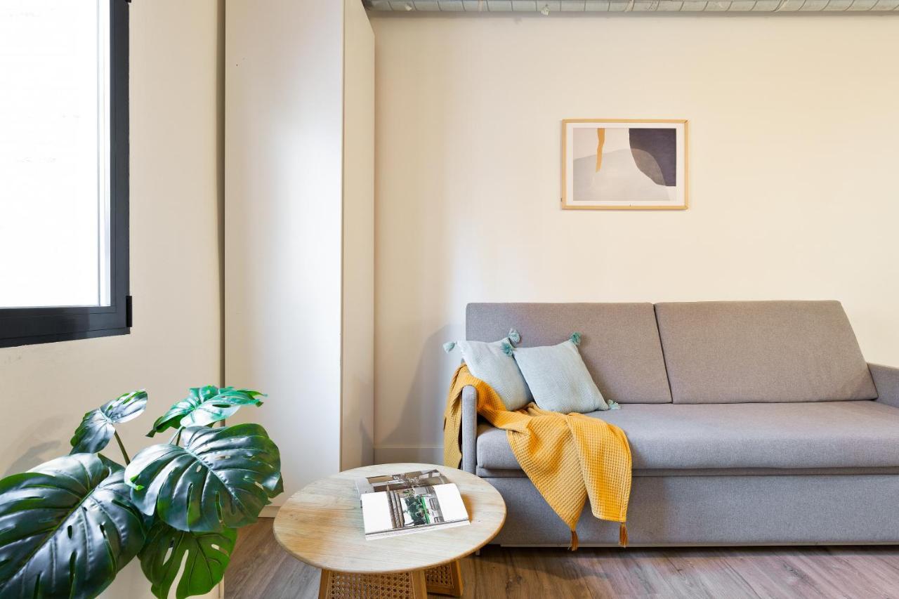 Modern Catalan Apartments By Olala Homes L’Hospitalet de Llobregat Exterior foto