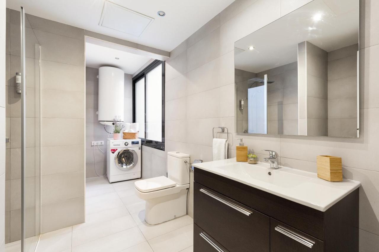 Modern Catalan Apartments By Olala Homes L’Hospitalet de Llobregat Exterior foto